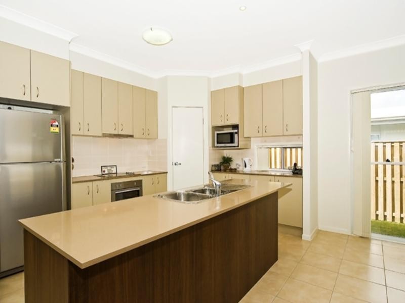 13 Eyre Place, Caloundra West QLD 4551