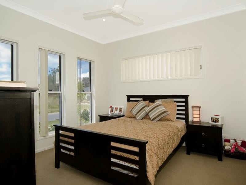 13 Eyre Place, Caloundra West QLD 4551