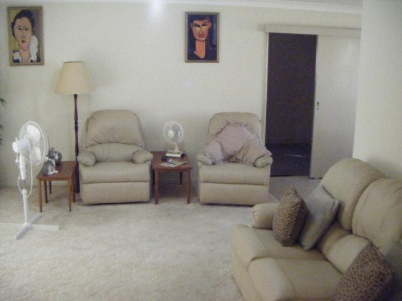 16 Crown Street, Currimundi QLD 4551