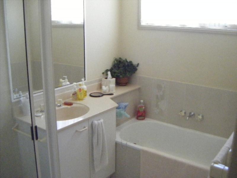 16 Crown Street, Currimundi QLD 4551