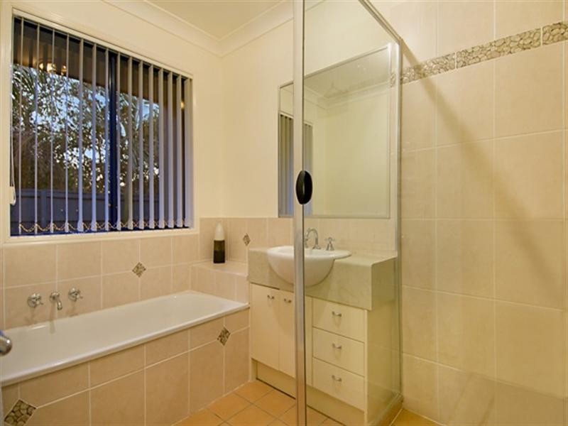 34 Lang Street, Pelican Waters QLD 4551