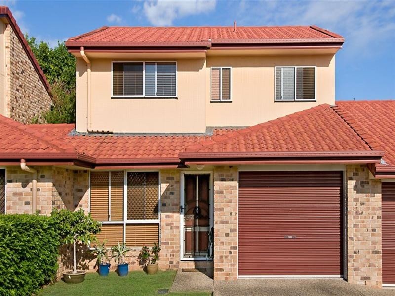 Unit 2 ‘Summer Breeze Villas’ 25 North Street, Golden Beach QLD 4551