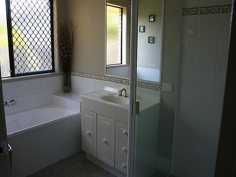 74 Summerfields Drive, Caboolture QLD 4510