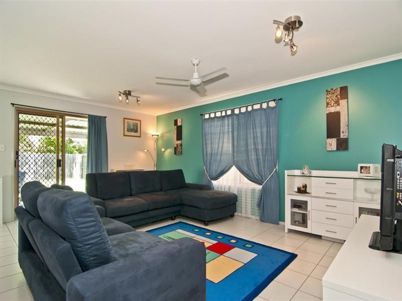 20 Rosslare Street, Caloundra West QLD 4551