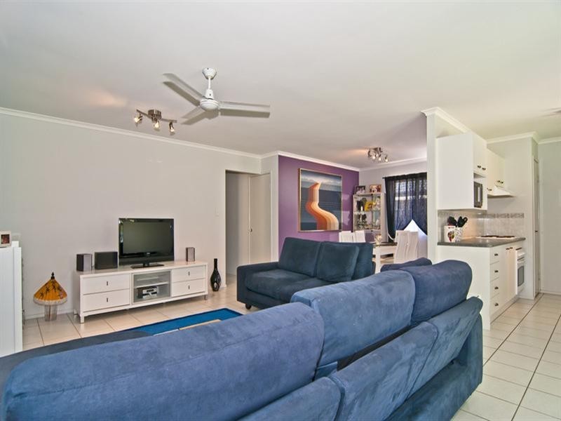 20 Rosslare Street, Caloundra West QLD 4551