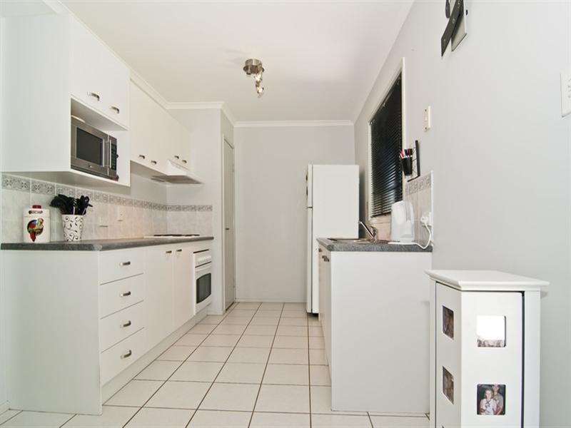 20 Rosslare Street, Caloundra West QLD 4551