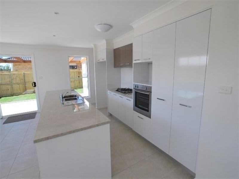 12 Cumberland Crescent, Meridan Plains QLD 4551