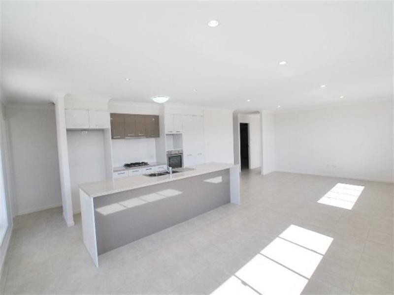 12 Cumberland Crescent, Meridan Plains QLD 4551