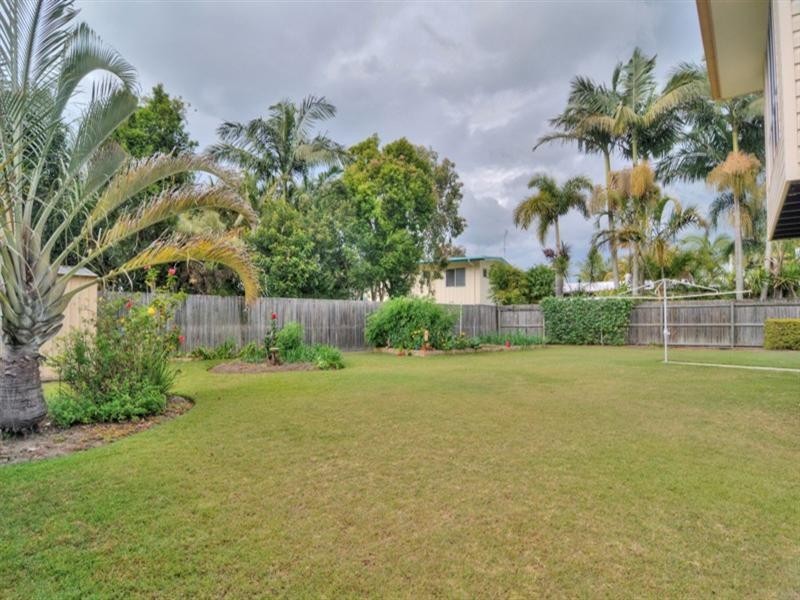 17 Hankinson Street, Golden Beach QLD 4551