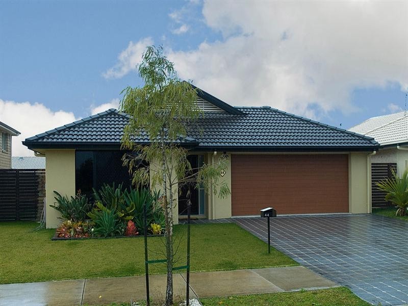 44 Liekefett Way, Little Mountain QLD 4551