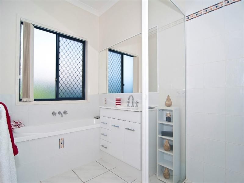 22 Wheeler Crescent, Caloundra West QLD 4551