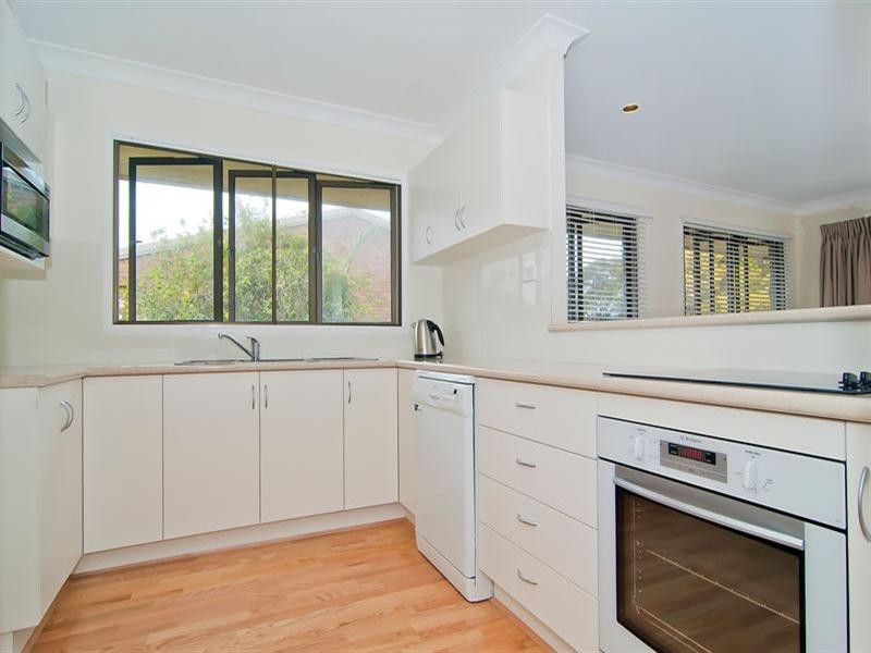 37 Booker Parade, Golden Beach QLD 4551