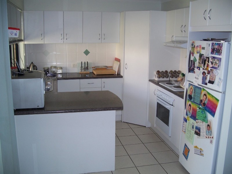 17 Links Avenue, Meadowbrook QLD 4131