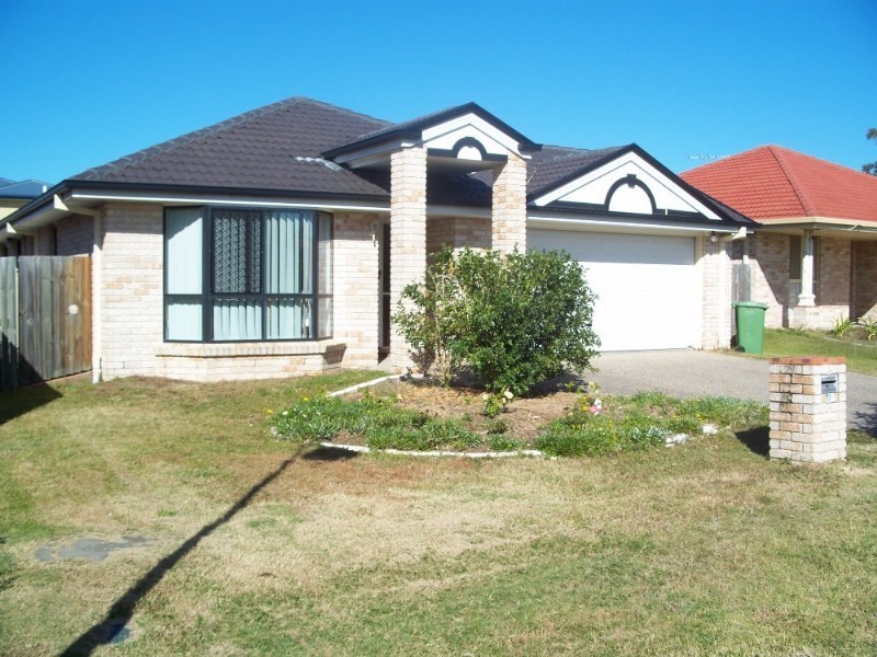 17 Links Avenue, Meadowbrook QLD 4131