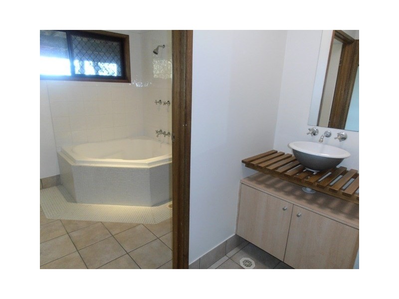 9B Dane Court, Shailer Park QLD 4128