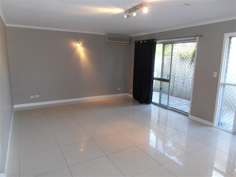 16 Belbora Road, Shailer Park QLD 4128