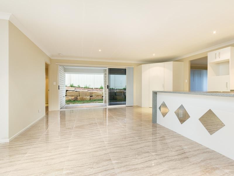 15 Koomba Street, Shailer Park QLD 4128