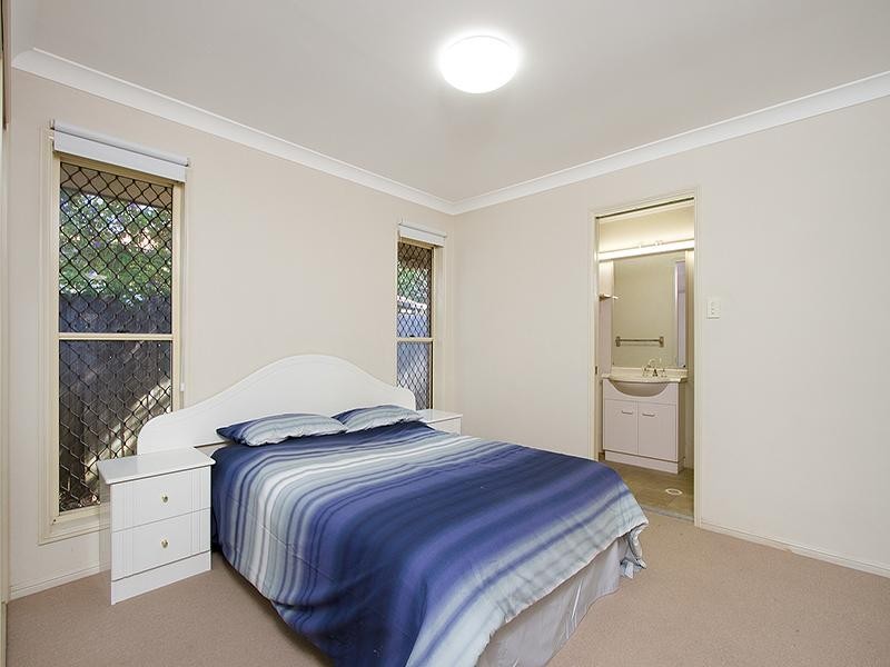 6 Sambit Street, Tanah Merah QLD 4128