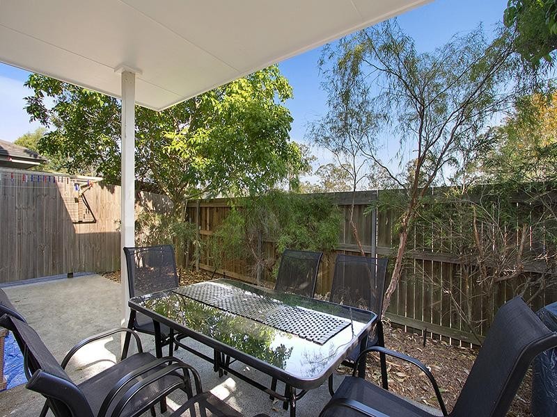 2/175 Fryar Road, Eagleby QLD 4207