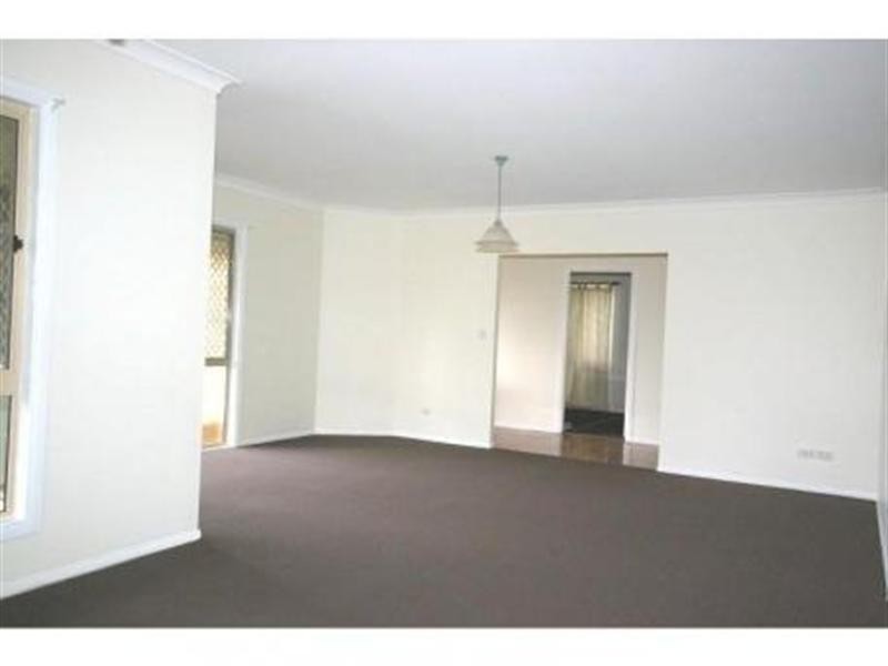 5 Bayview Drive, Tanah Merah QLD 4128