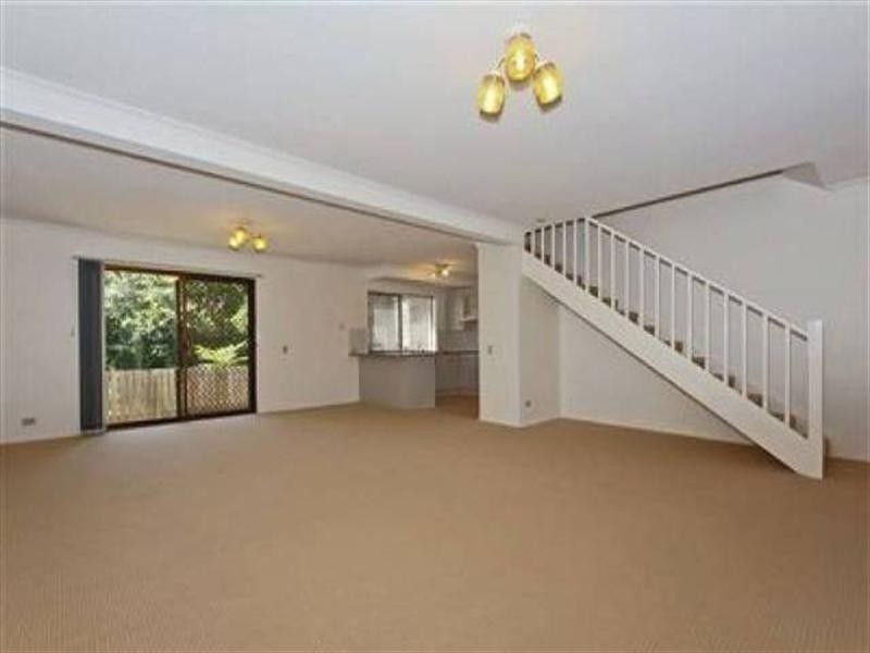 13/15 Lane Court, Mount Warren Park QLD 4207