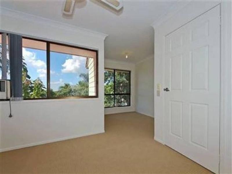 13/15 Lane Court, Mount Warren Park QLD 4207