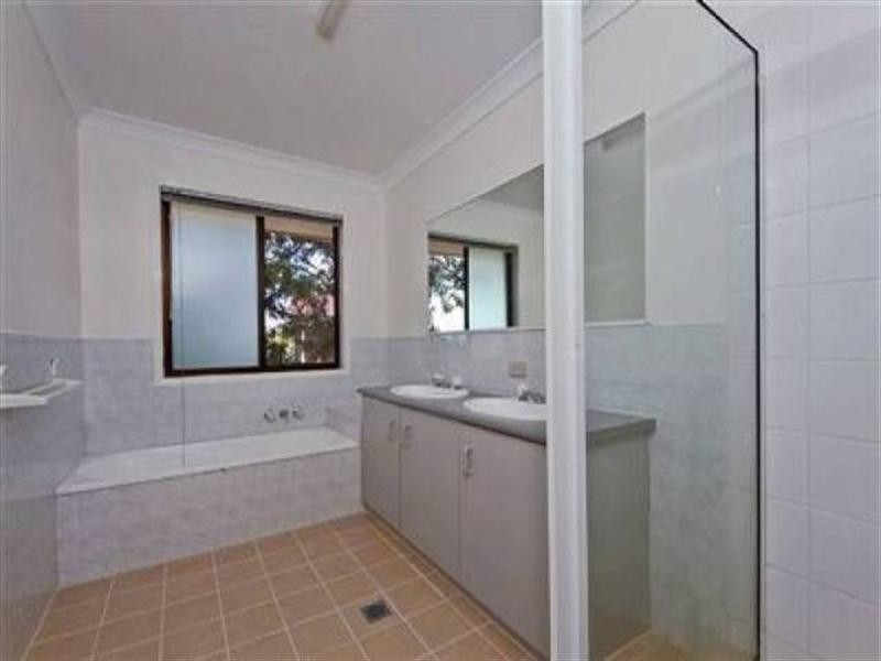 13/15 Lane Court, Mount Warren Park QLD 4207