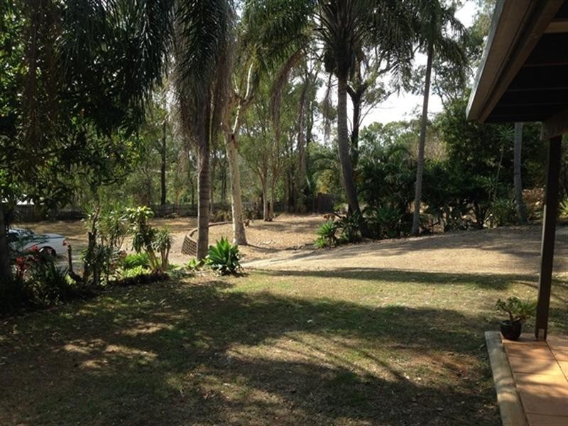 65 Barokee Drive, Tanah Merah QLD 4128