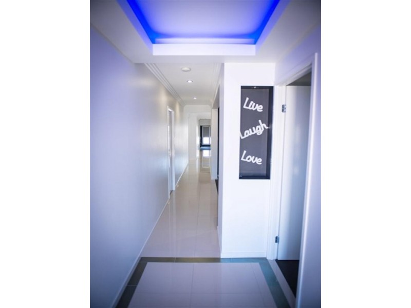 10 Carrawinya Street, Waterford QLD 4133