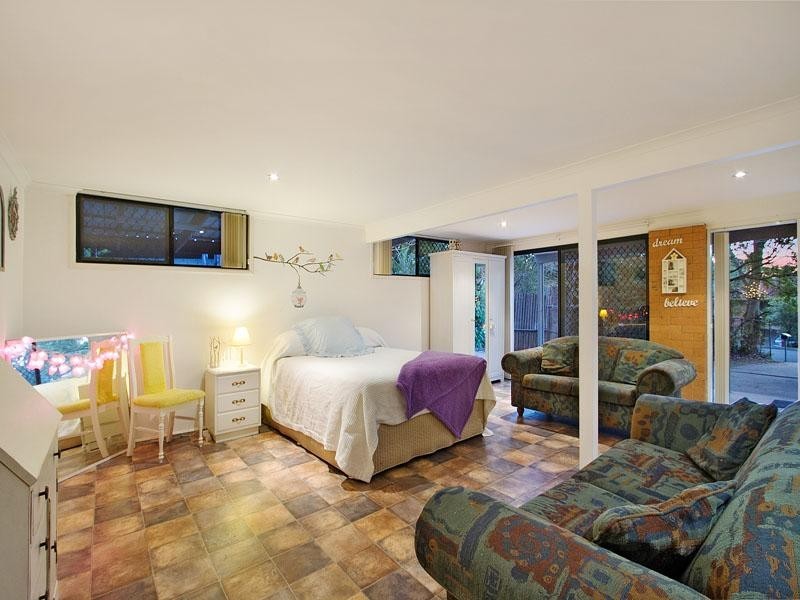 17 Coolcrest Street, Daisy Hill QLD 4127