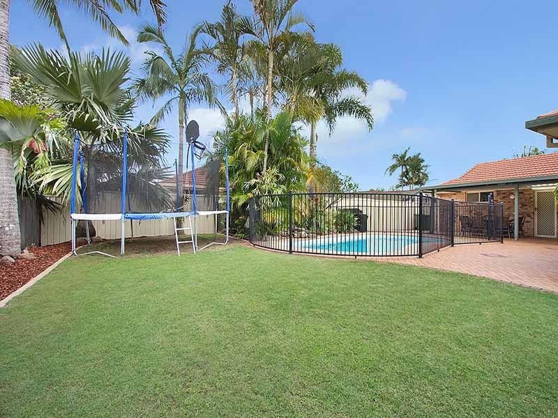 3 Crozier Crescent, Meadowbrook QLD 4131