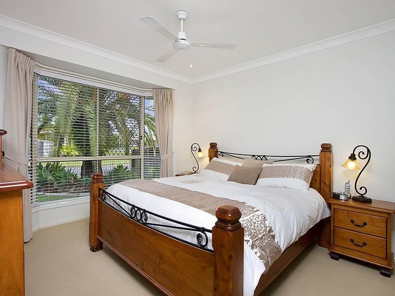 3 Crozier Crescent, Meadowbrook QLD 4131