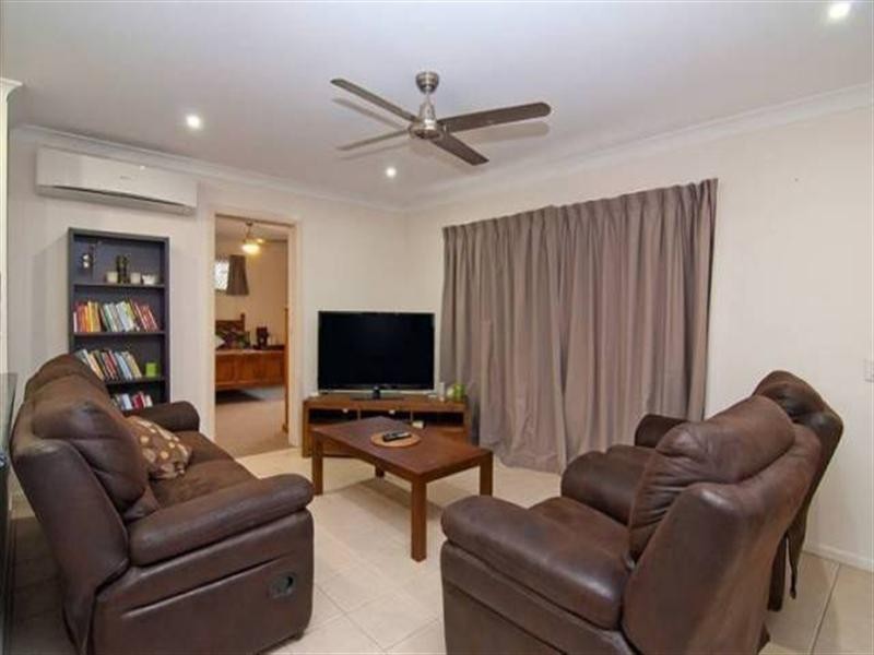 11 Milperra Road, Rochedale South QLD 4123