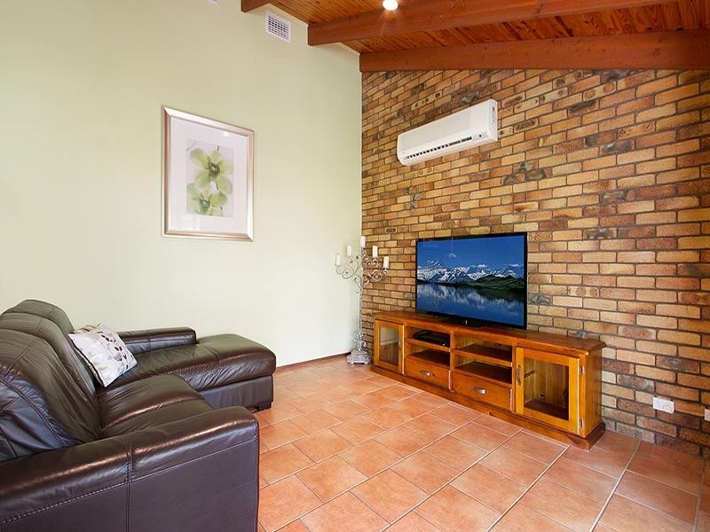 8 Lissadell Street, Shailer Park QLD 4128