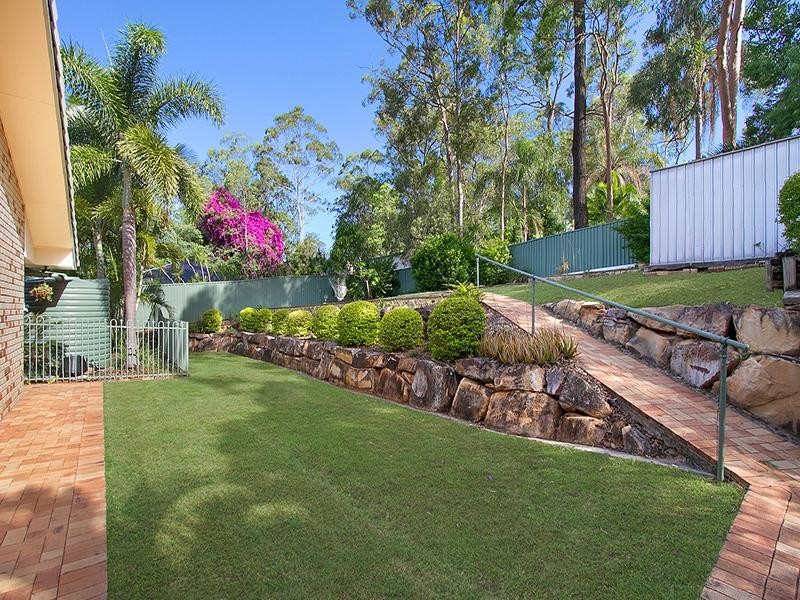 75 Mallee Drive, Tanah Merah QLD 4128