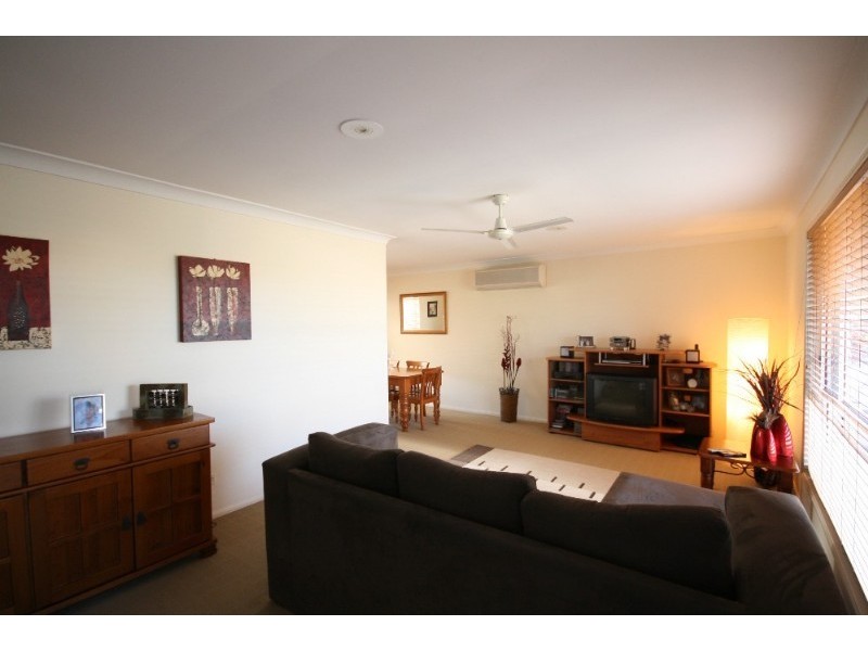 22 Perak Court, Tanah Merah QLD 4128