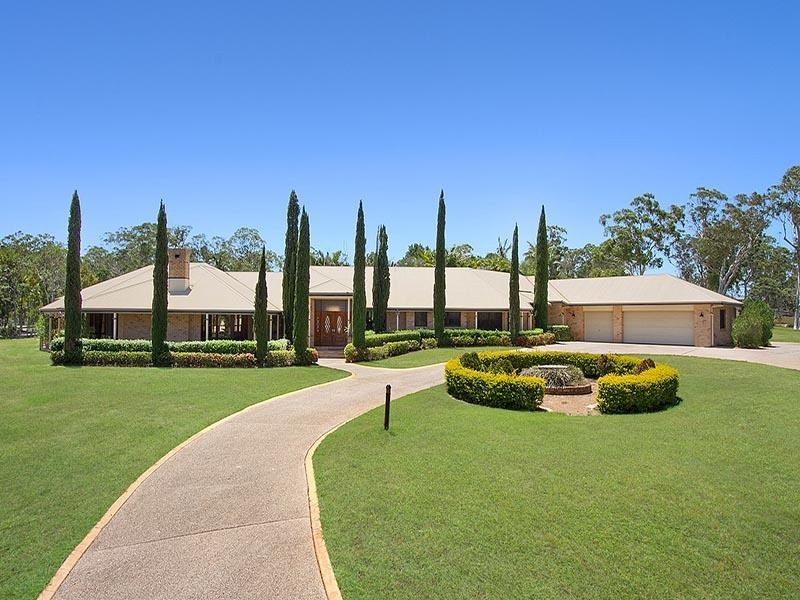 111 Solway Crescent, Carbrook QLD 4130