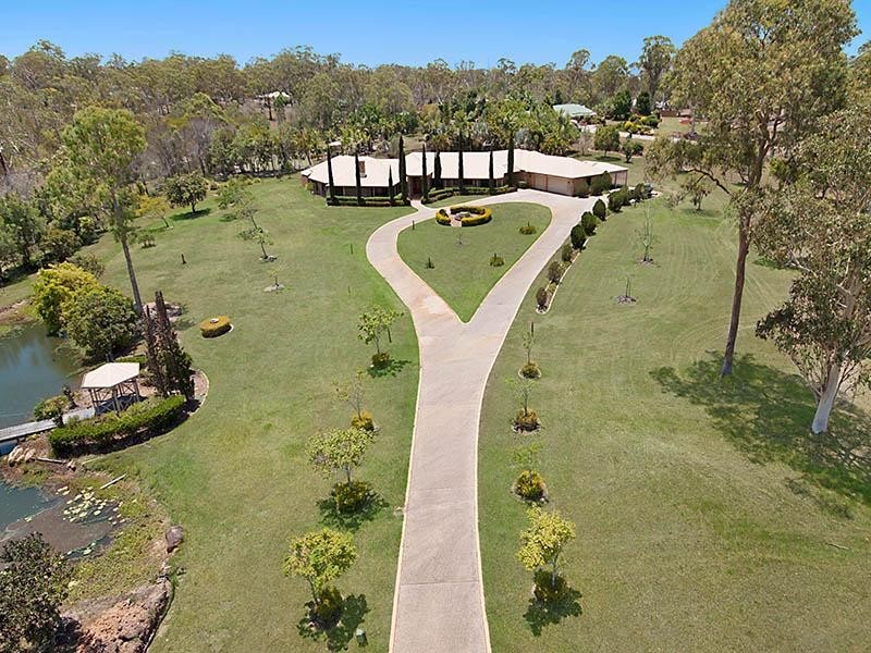 111 Solway Crescent, Carbrook QLD 4130