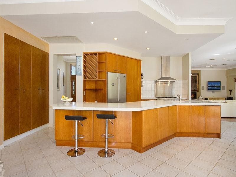 111 Solway Crescent, Carbrook QLD 4130