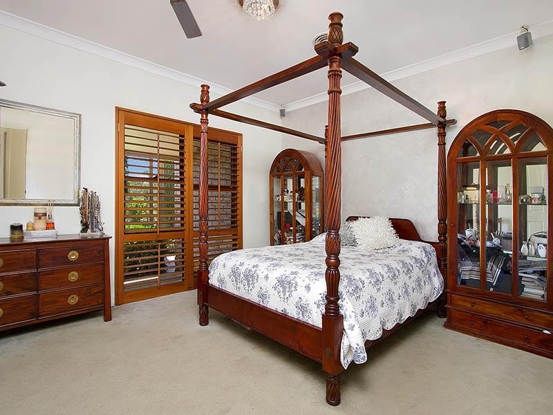 111 Solway Crescent, Carbrook QLD 4130