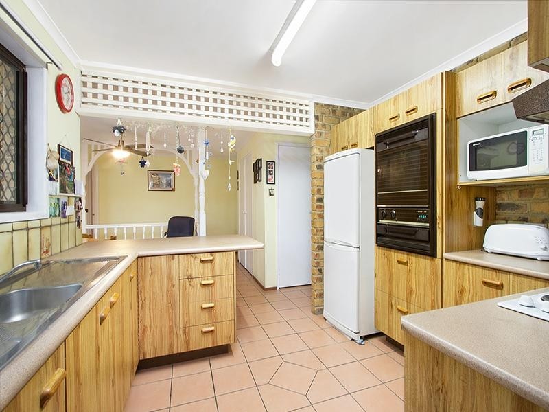 6 Thistlerow Street, Shailer Park QLD 4128