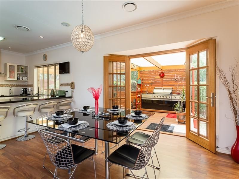 10 Carnoustie Court, Cornubia QLD 4130