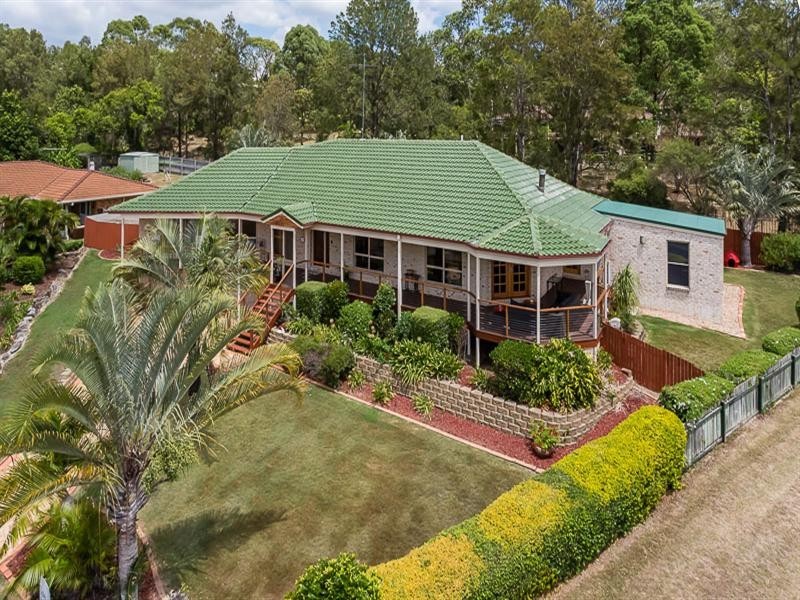 10 Carnoustie Court, Cornubia QLD 4130