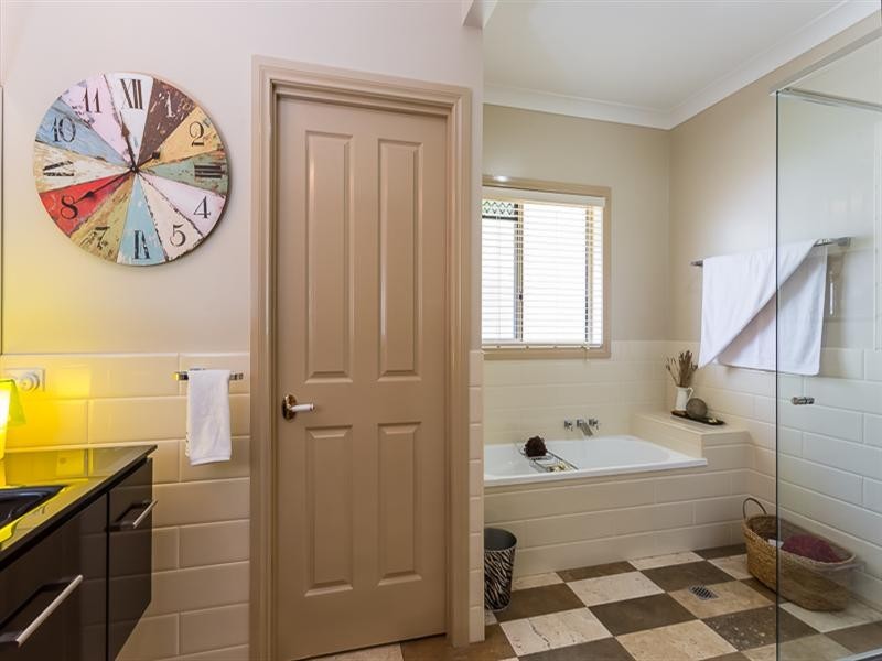 10 Carnoustie Court, Cornubia QLD 4130