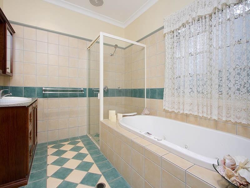 16 Marillana Court, Shailer Park QLD 4128