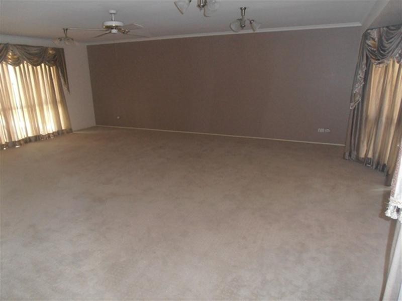 3 St Andrews Drive, Cornubia QLD 4130