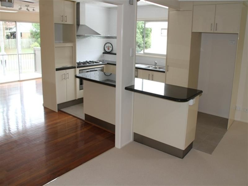 39 Lobelia Avenue, Daisy Hill QLD 4127