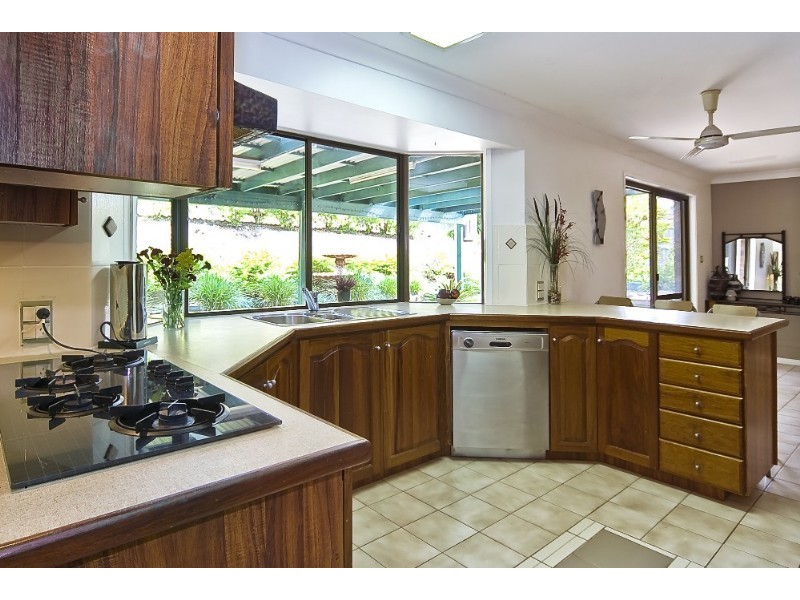 35 Narcamus Crescent, Shailer Park QLD 4128