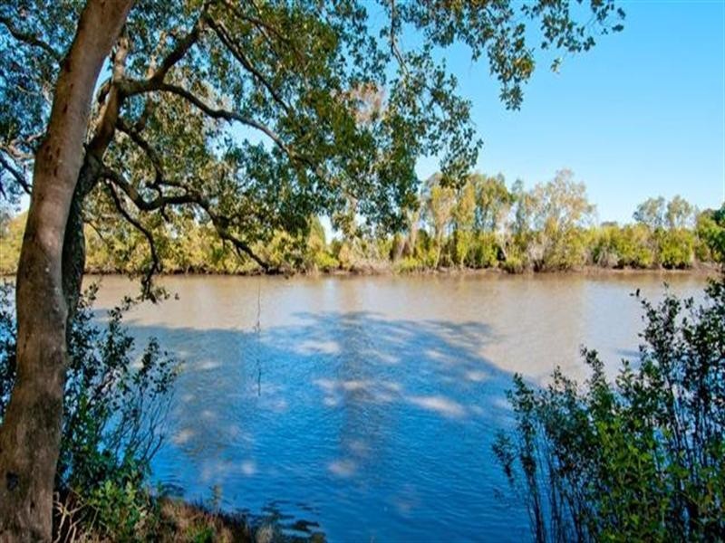 14 Riviera Court, Cornubia QLD 4130