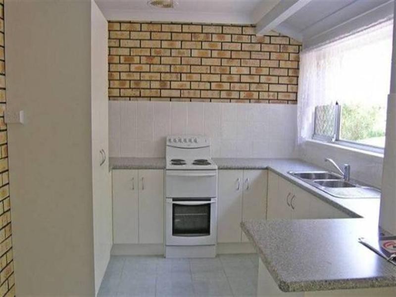 4 Lasandra Court, Shailer Park QLD 4128